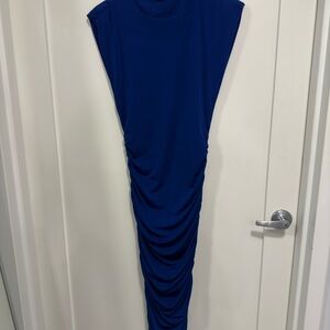 SHEIN Modely Ruched Shoulder Pads Bodycon